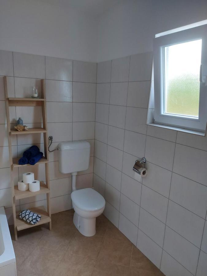 Holiday Home Pepe Banj Eksteriør bilde